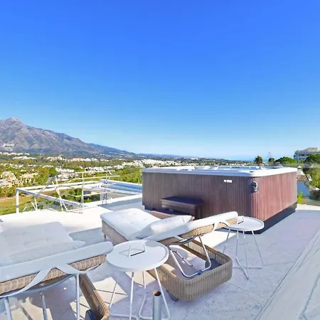 7 Bedrooms With Sea View Private Pool And Jacuzzi At 3 Km Away From The Beach Villa Marbella